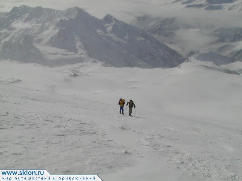 Elbrus ski climb110