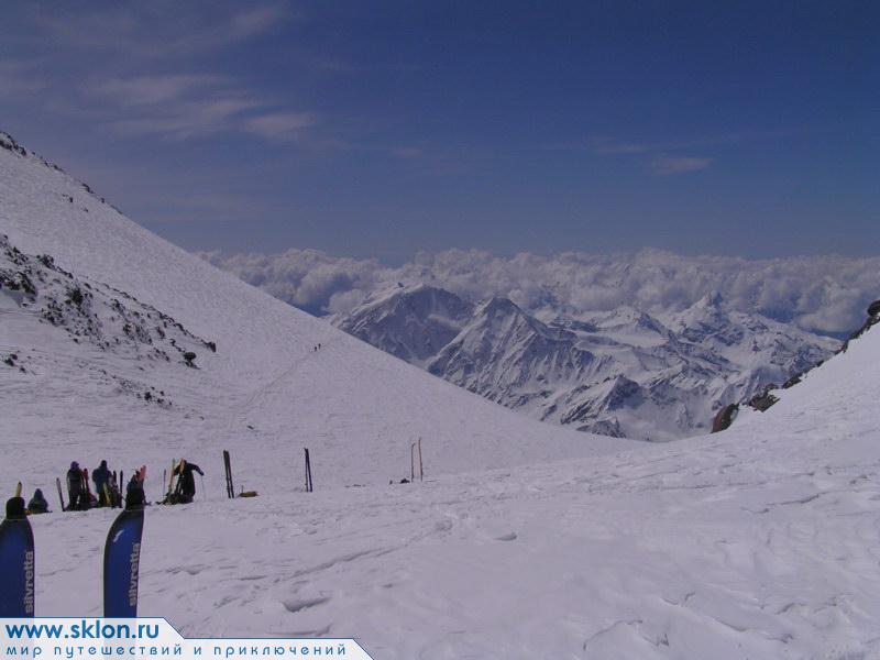 Elbrus ski climb230
